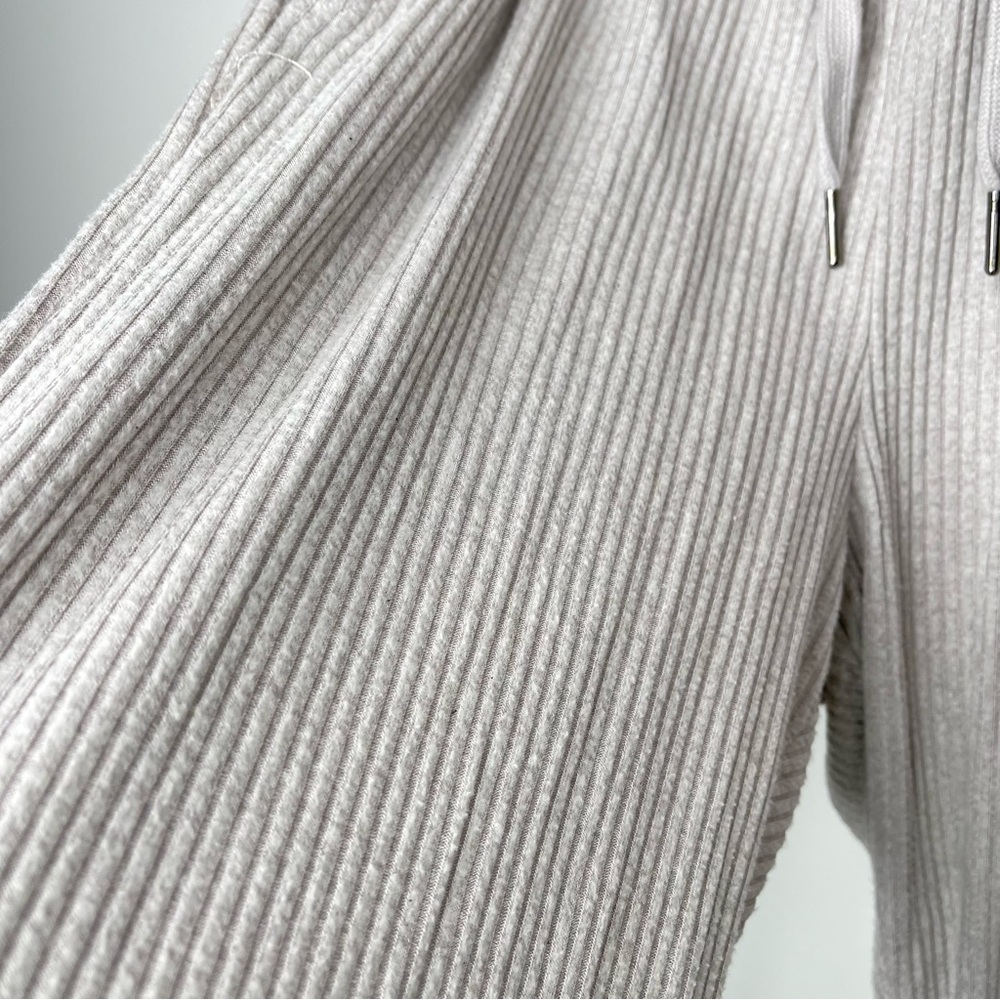 Zyia Gray Ribbed Jogger With Drawstring Size Medium - Picture 3 of 8